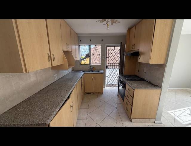3 BEDROOM HOUSE FOR SALE IN SOSHANGUVE SOUTH